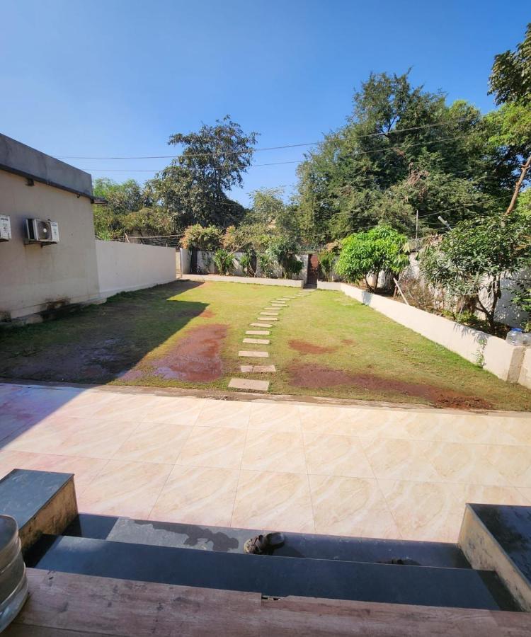 Aaradhya Villa 5 Bhk Ovala Thane Kolshet Exteriér fotografie